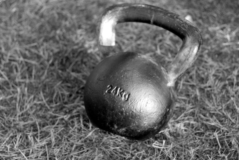 kettlebell training for core strength