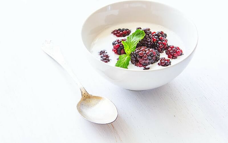 2-Minute Summer Dessert- - Berries and Coconut Cream