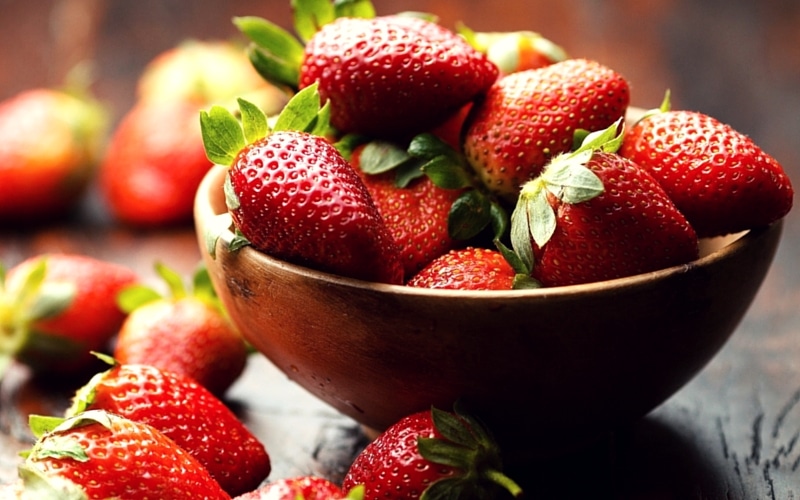 6 Organic Foods You Should Never Buy in Conventional Form - Strawberries