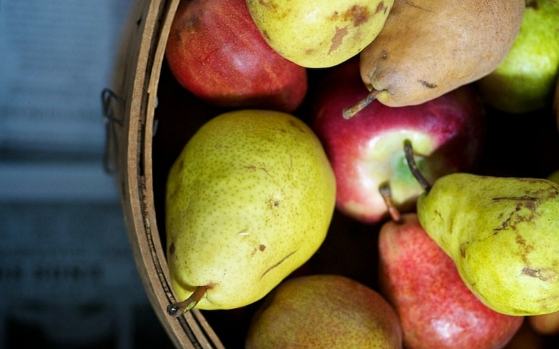 7 Liver-Healthy Foods - Apples and Pears