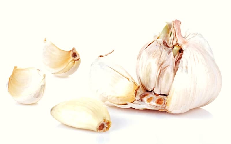 How to Lower Blood Pressure Naturally - Garlic