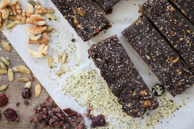 Cocoa Superfood Hemp Bars - @nutritionstripped