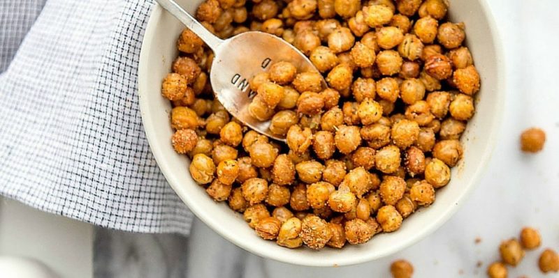 Spicy Garlic Oven-Roasted Chickpeas