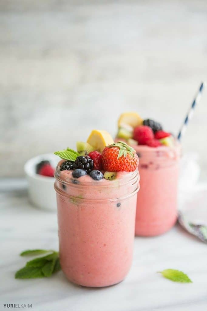 Banana and Strawberry Smoothie