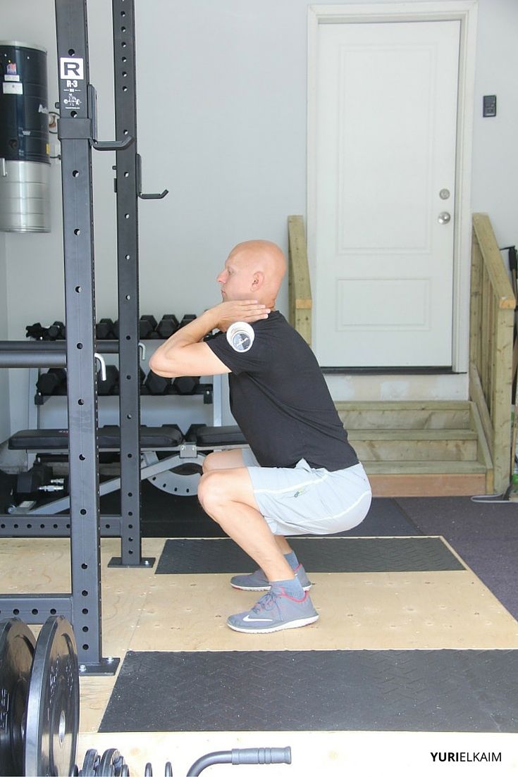 The Correct Squat Form (And the Best Squat Variations to Do)