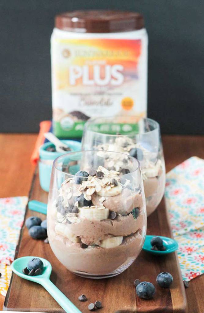 chocolate-nice-cream-breakfast-parfait-via-veggie-inspirado