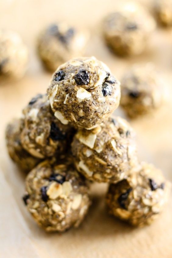 13 Quick and Easy Protein Balls Made with Oats Yuri Elkaim