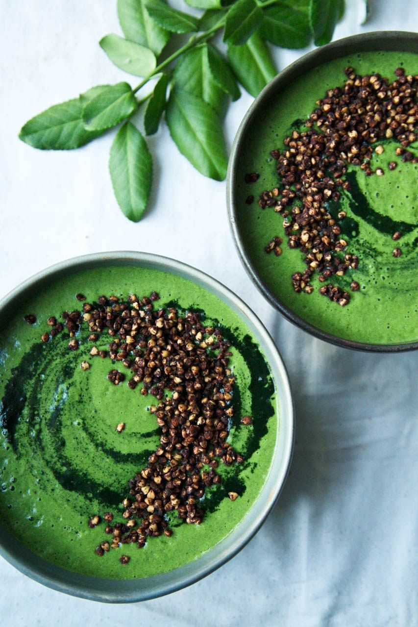 Super Green Smoothie Bowl