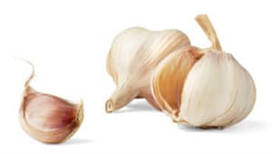 Natural Remedies for Dandruff - Garlic