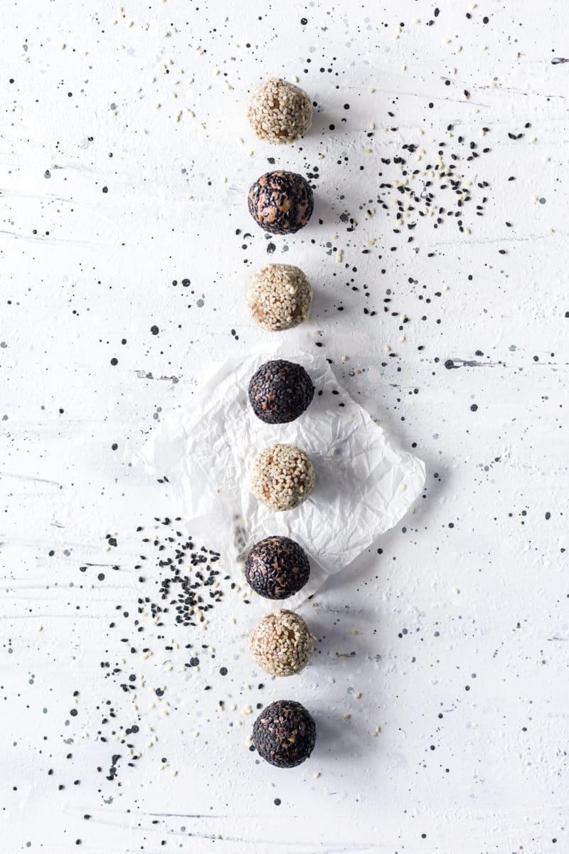 Chocolate Tahini Protein Energy Balls (10 Minutes)