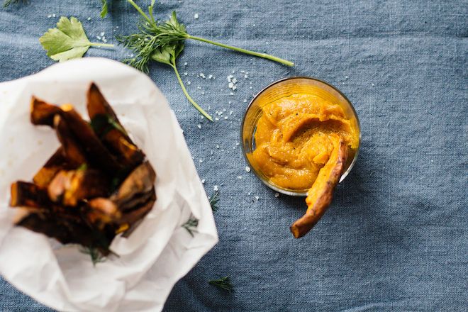 sweet-potato-fries-turmeric-tahini-nutrition-stripped