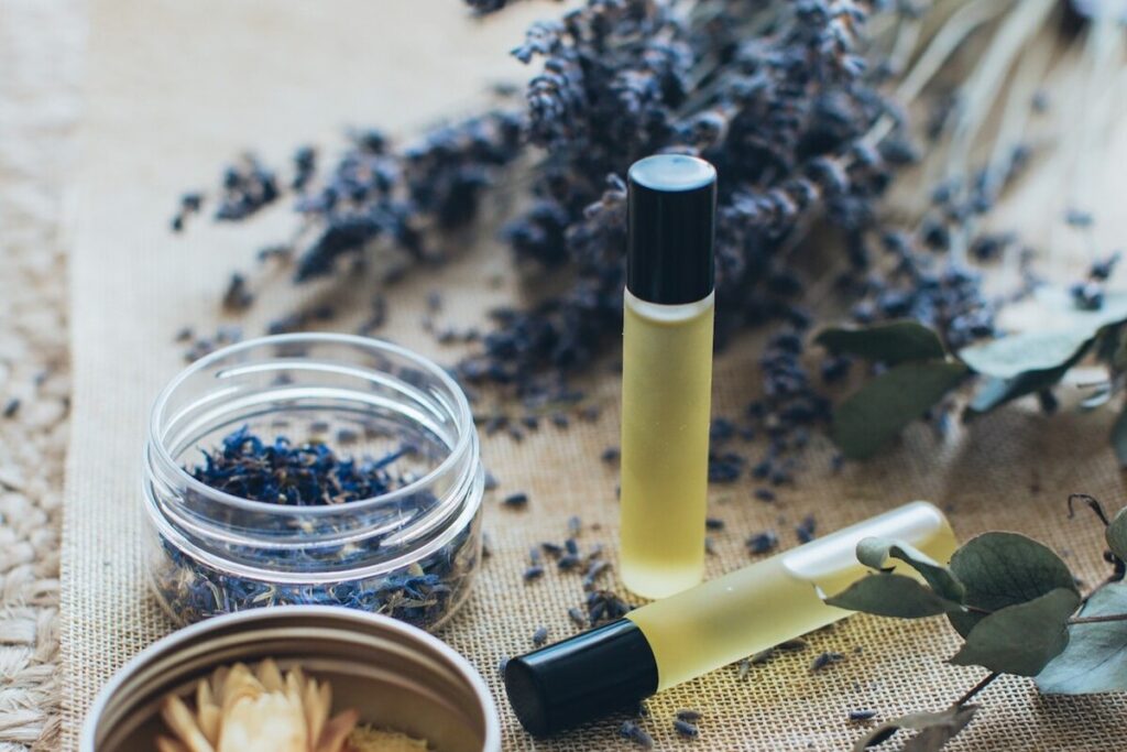 Image of essential oils for Inflammation in a bottle. Source: Pexels