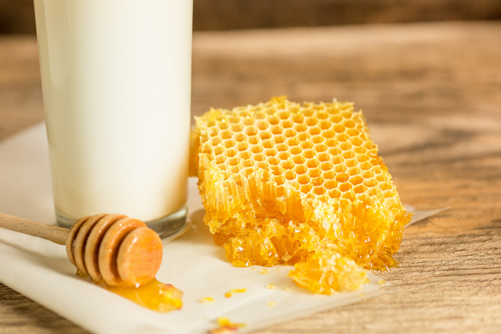 The Benefits of Eating Honeycomb