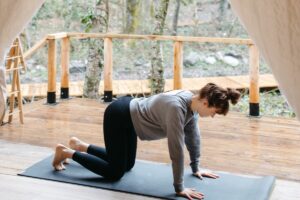 Yuri Elkaim - Fire Hydrant Exercise: Tutorial, Benefits, and Variations